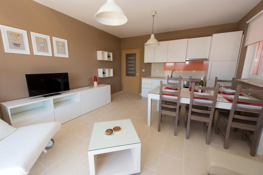 Apartments Gazebo Trogir Quarto foto