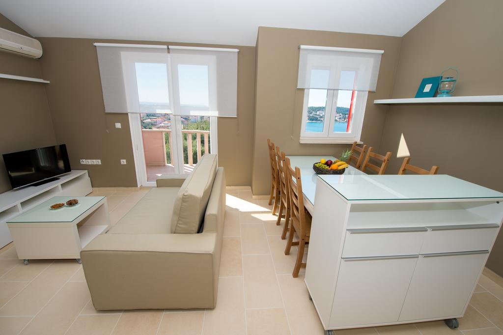 Apartments Gazebo Trogir Quarto foto